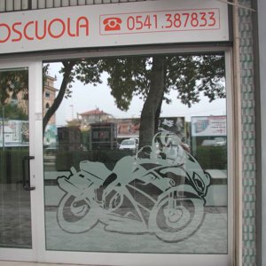 vetrina-prespaziati-03